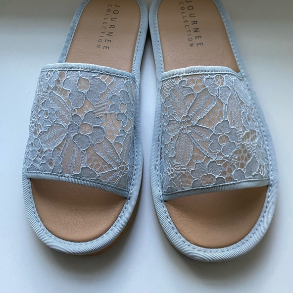 NWT Journee Collection Women’s Eniola TruComfort foam slide flat sandals blue - Picture 9 of 12